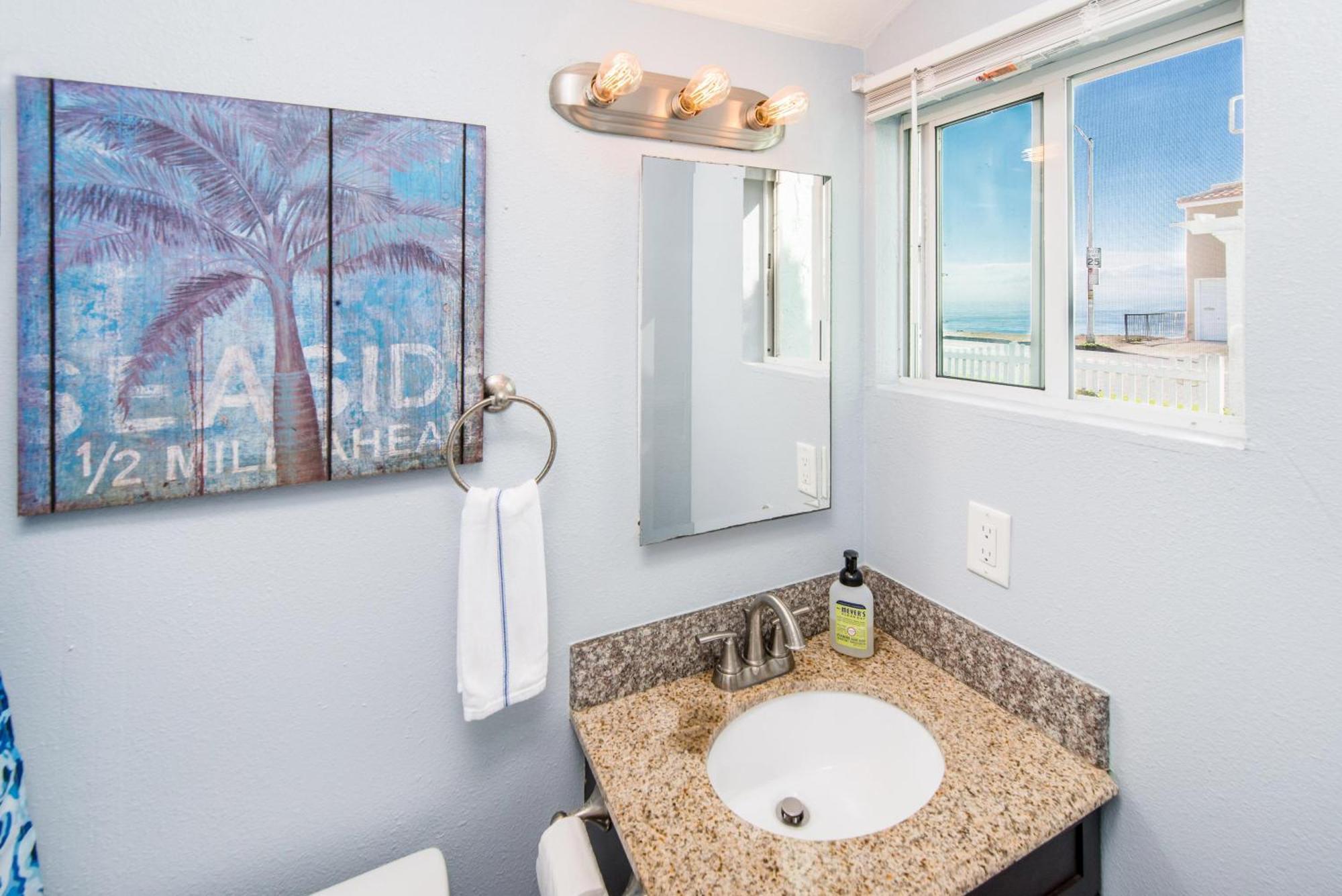 Pacific Bungalow In Oceanside With Backyard & Tiny House Kültér fotó